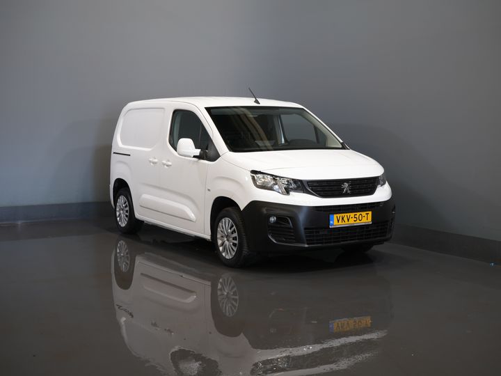 Peugeot Partner Bestelbus 1.5 HDI Carplay/ 3Pers./ Airco/ Cruise/ PDC/ Trekhaak