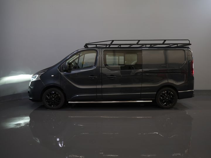 Renault Trafic Furgón 2.0 dCi 145 cv Aut. L2 DC Doble Cabina ¡BPM GRATIS! 2x Puerta corredera/ LED/ Calefacción asientos/ Climatizador/ Crucero/ Imperial/ Barras laterales/ Gancho remolque/