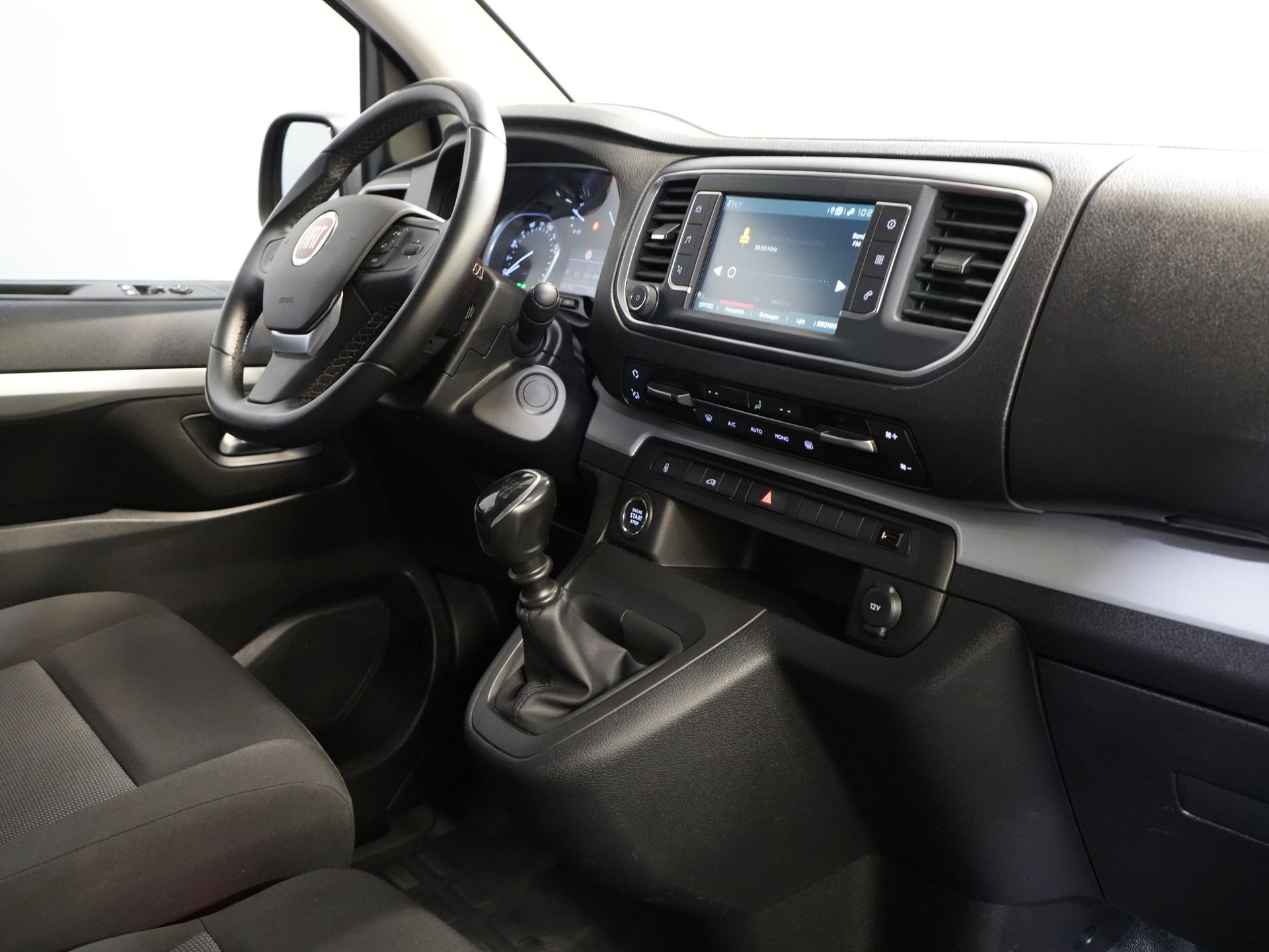 Fiat Scudo Van 2.0 MJ 145 hp L3 BPM FREE! Adapt.Cruise/ Klima/ Keyless/ Carplay/ Kamera/ PDC