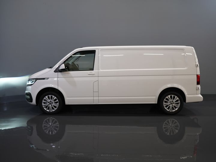 Volkswagen Transporter Фургон 2.0 TDI L2 BULLI БЕЗ ПМС! NL Авто/ LED/ Адаптивний круїз-контроль/ Віртуальна панель приладів/ 17
