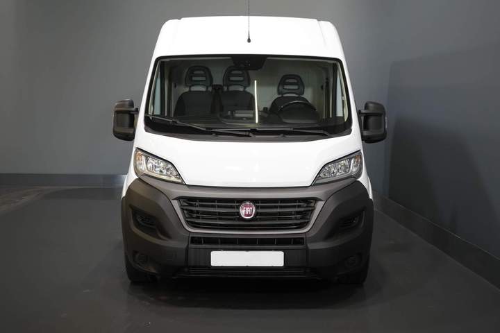 Fiat Ducato Van 35 2.3 MJ 140 hp ZF Aut. L2H2 2.5t Trekverm./ Camera/ Cruise/ PDC/ Bluetooth/ Towbar/ Airco
