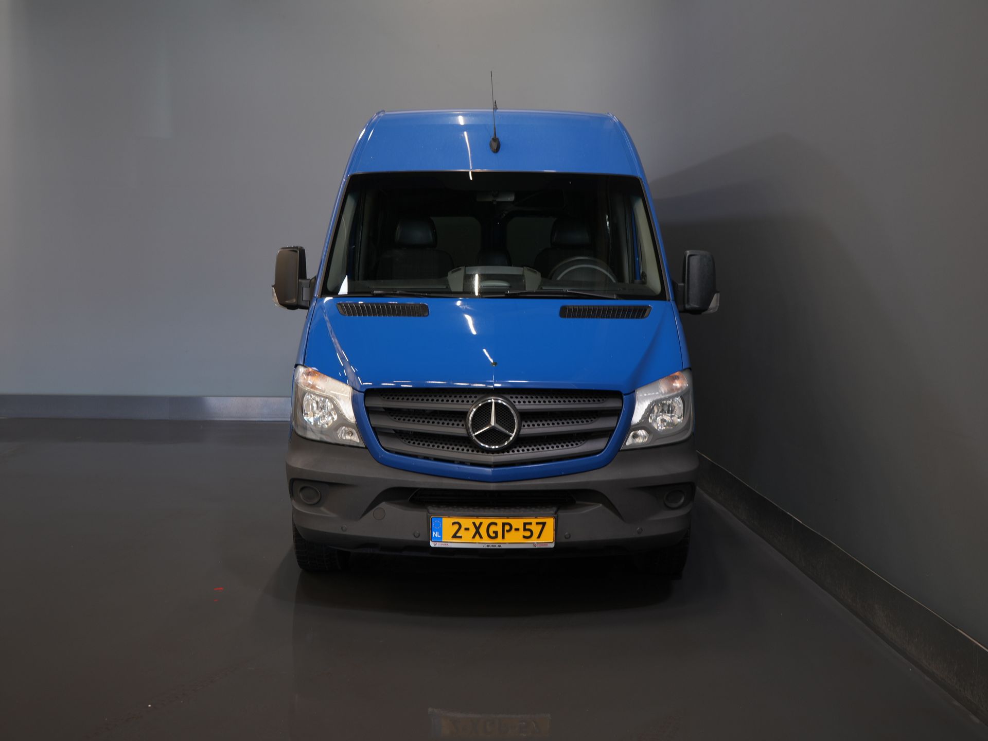 Mercedes-Benz Sprinter Пасажирський транспорт 213 2.2 CDI Авт. L2H2 €13 915,- Вкл. ПДВ (BPM FREE) ЕКСПОРТ Комбі/ 9 осіб/ Kombi/ 9P/ LMV/ Airco/ PDC