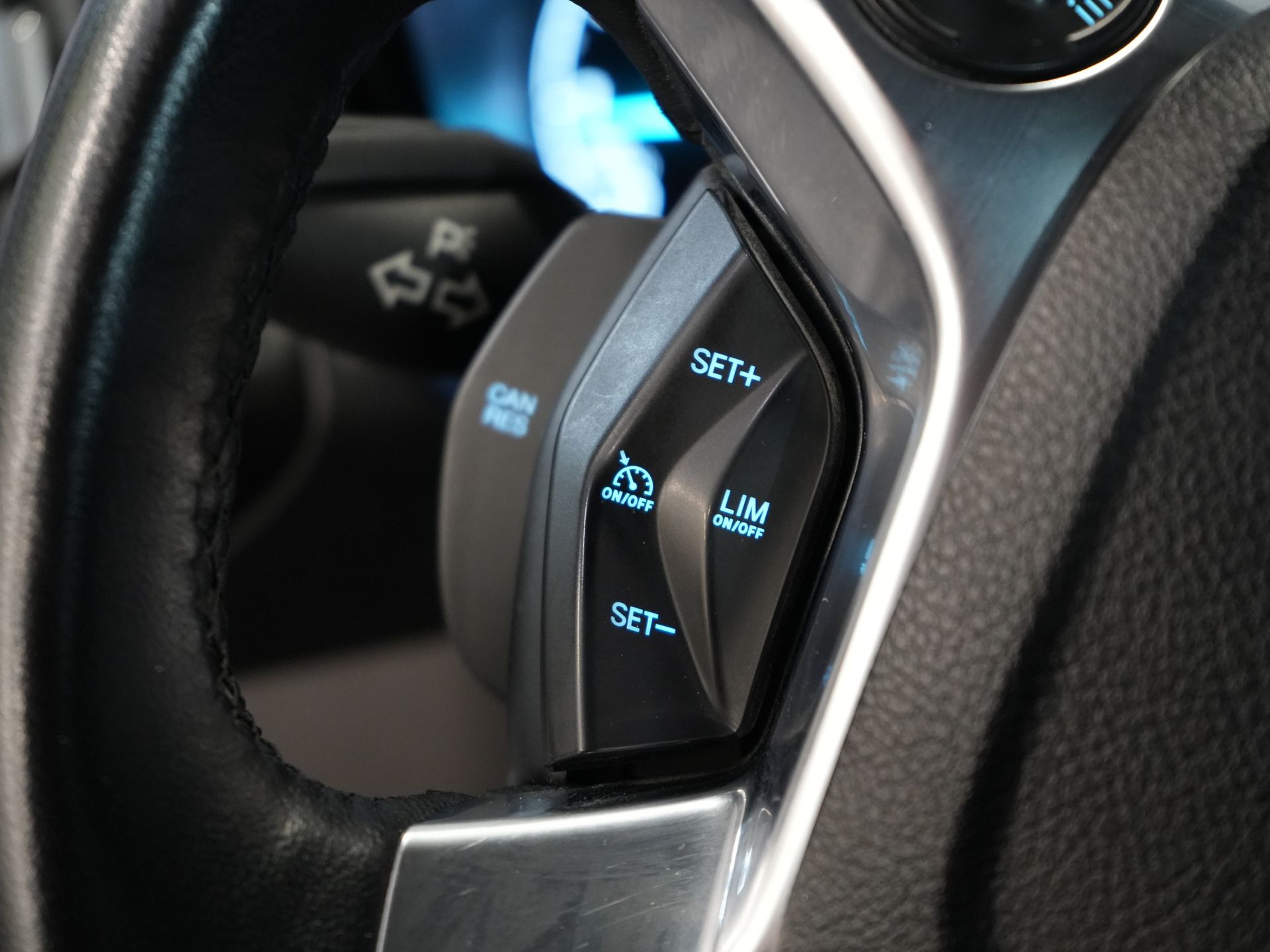 Ford Transit Connect Van 1.0 Ecoboost 100 cv Trend BENZINA BPM FREE! Riscaldatore del cavalletto/ Riscaldamento dei sedili/ PDC/ Crociera/ Barra di traino/ Aria condizionata