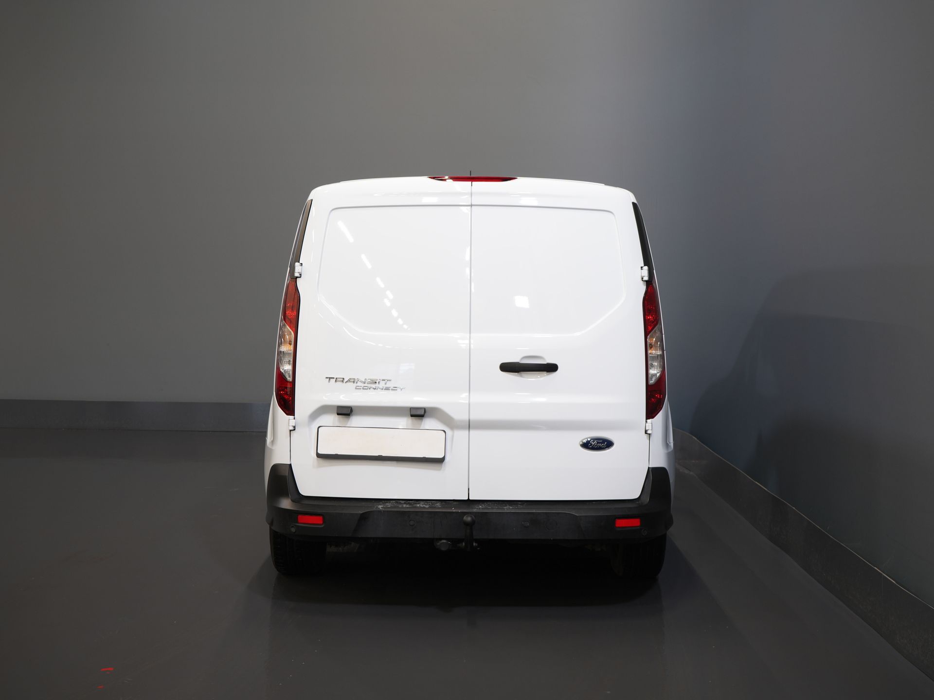 Ford Transit Connect Van 1.0 Ecoboost 100 cv Trend BENZINA BPM FREE! Riscaldatore del cavalletto/ Riscaldamento dei sedili/ PDC/ Crociera/ Barra di traino/ Aria condizionata