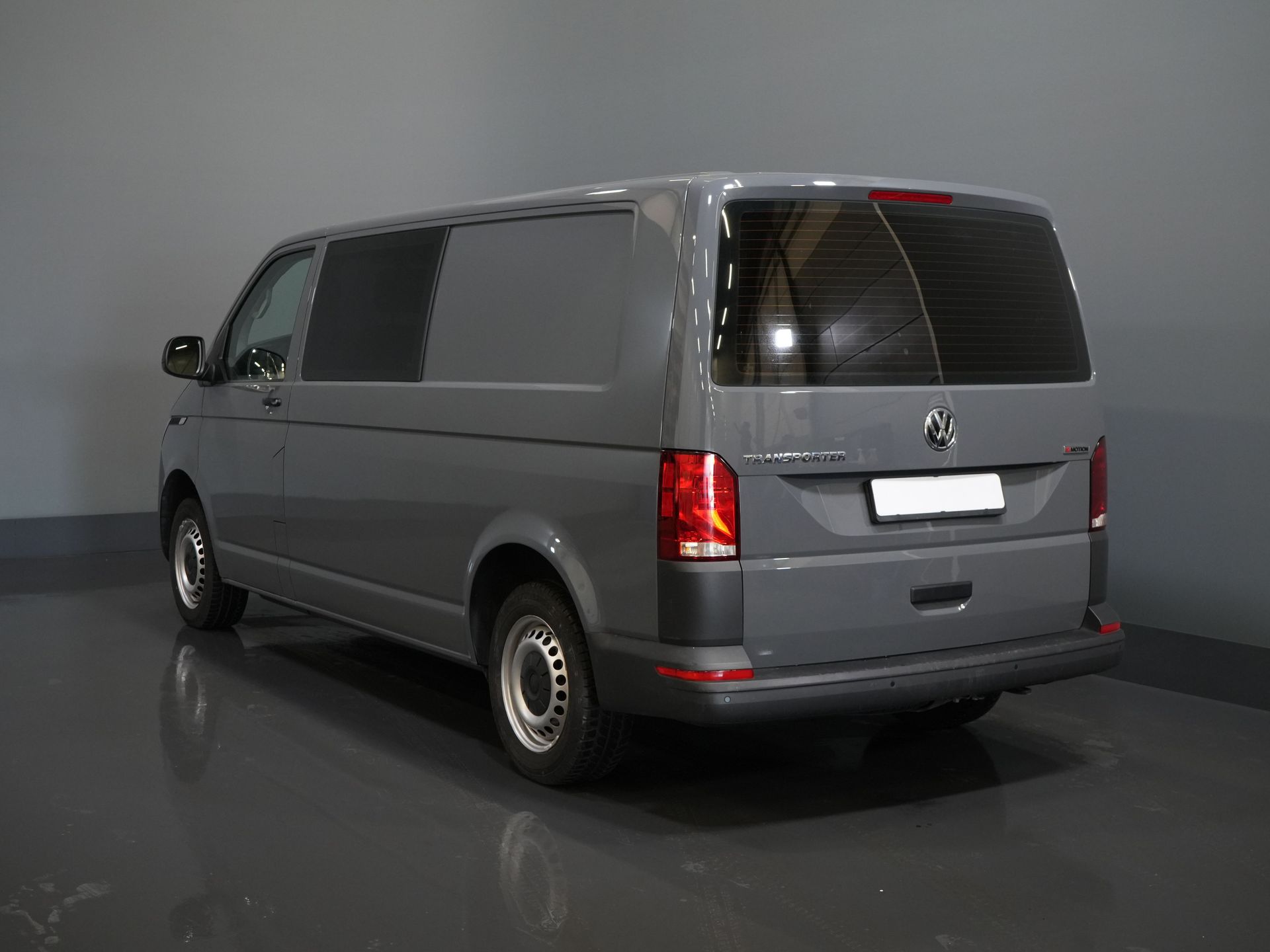 Volkswagen Transporter Van T6.1 2.0 TDI 150 HP DSG Aut. L2 BPM GRATUIT ! DC Double Cab 4Motion/ Carplay/ Camera/ PDC/ Cruise/ Airco
