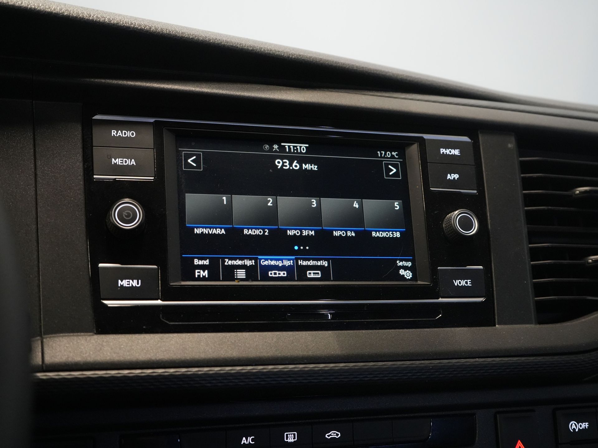 Volkswagen Transporter Van T6.1 2.0 TDI 150 HP DSG Aut. L2 BPM GRATUIT ! DC Double Cab 4Motion/ Carplay/ Camera/ PDC/ Cruise/ Airco