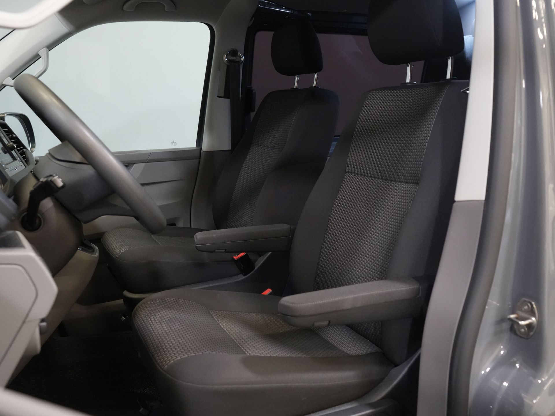 Volkswagen Transporter Van T6.1 2.0 TDI 150 HP DSG Aut. L2 BPM GRATUIT ! DC Double Cab 4Motion/ Carplay/ Camera/ PDC/ Cruise/ Airco