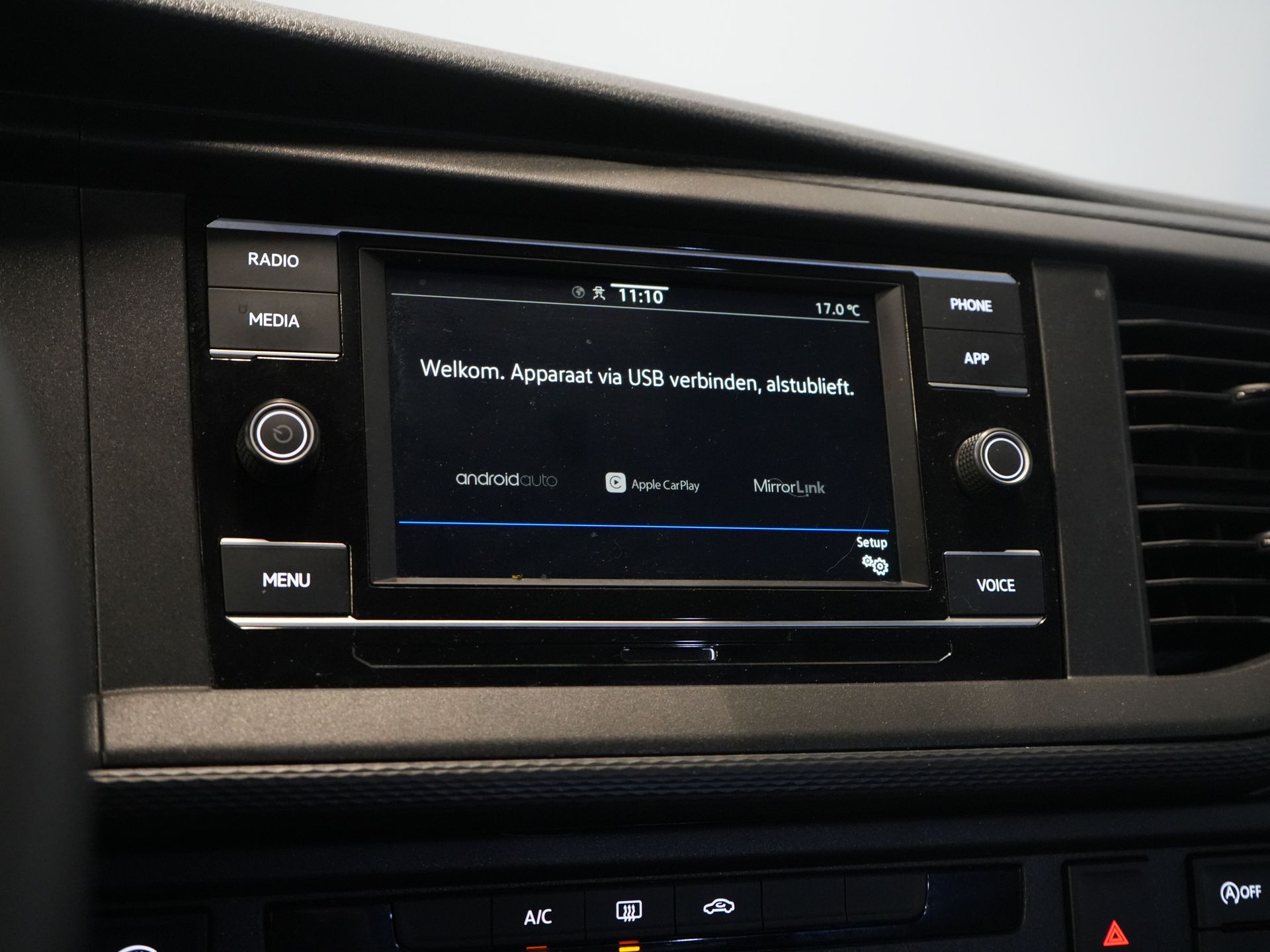 Volkswagen Transporter Van T6.1 2.0 TDI 150 HP DSG Aut. L2 BPM GRATUIT ! DC Double Cab 4Motion/ Carplay/ Camera/ PDC/ Cruise/ Airco
