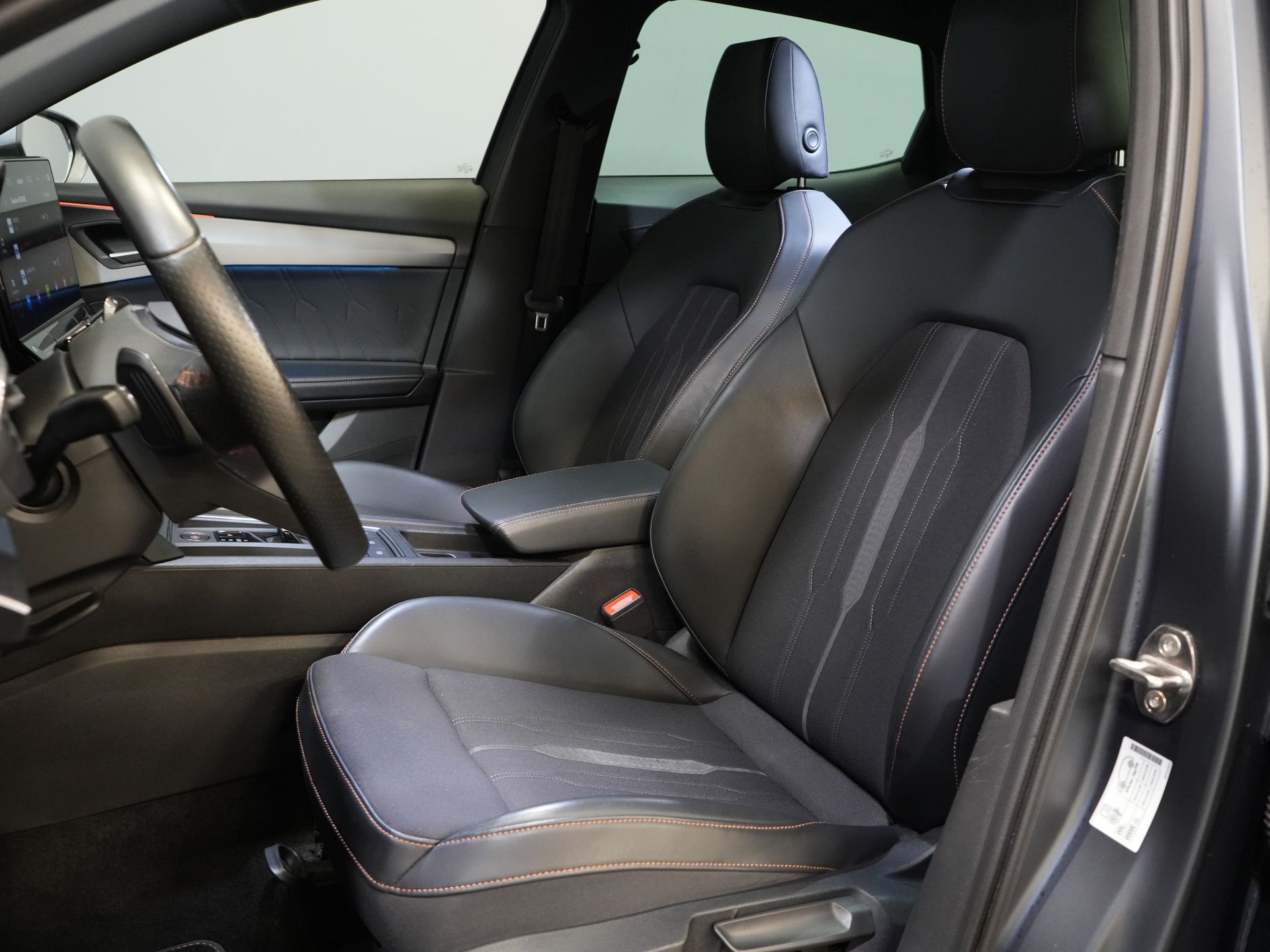 CUPRA Formentor SUV 1.4 TSI e-Hybrid PHEV LED/ Adapt. Cruise/ 19