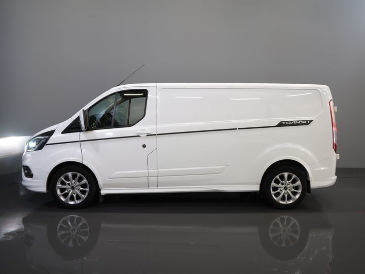 Ford Transit Custom Van 2.0 TDCI 170 к.с. Aut. L2 Sport BPM БЕЗКОШТОВНО! Бі-ксенон / Шкіра / Ремінь безпеки VV / Елек.сидіння / Seatverw./ Carplay / Камера / PDC / LMV / Cruis