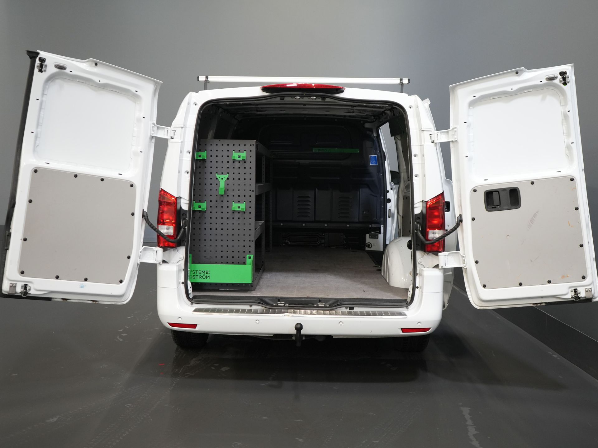 Mercedes-Benz Vito Van 116 CDI Aut. L3 BPM FREE LED/ Carplay/ Stand heater/ Interior/ LMV/ Cruise/ Camera/ PDC/ Towbar
