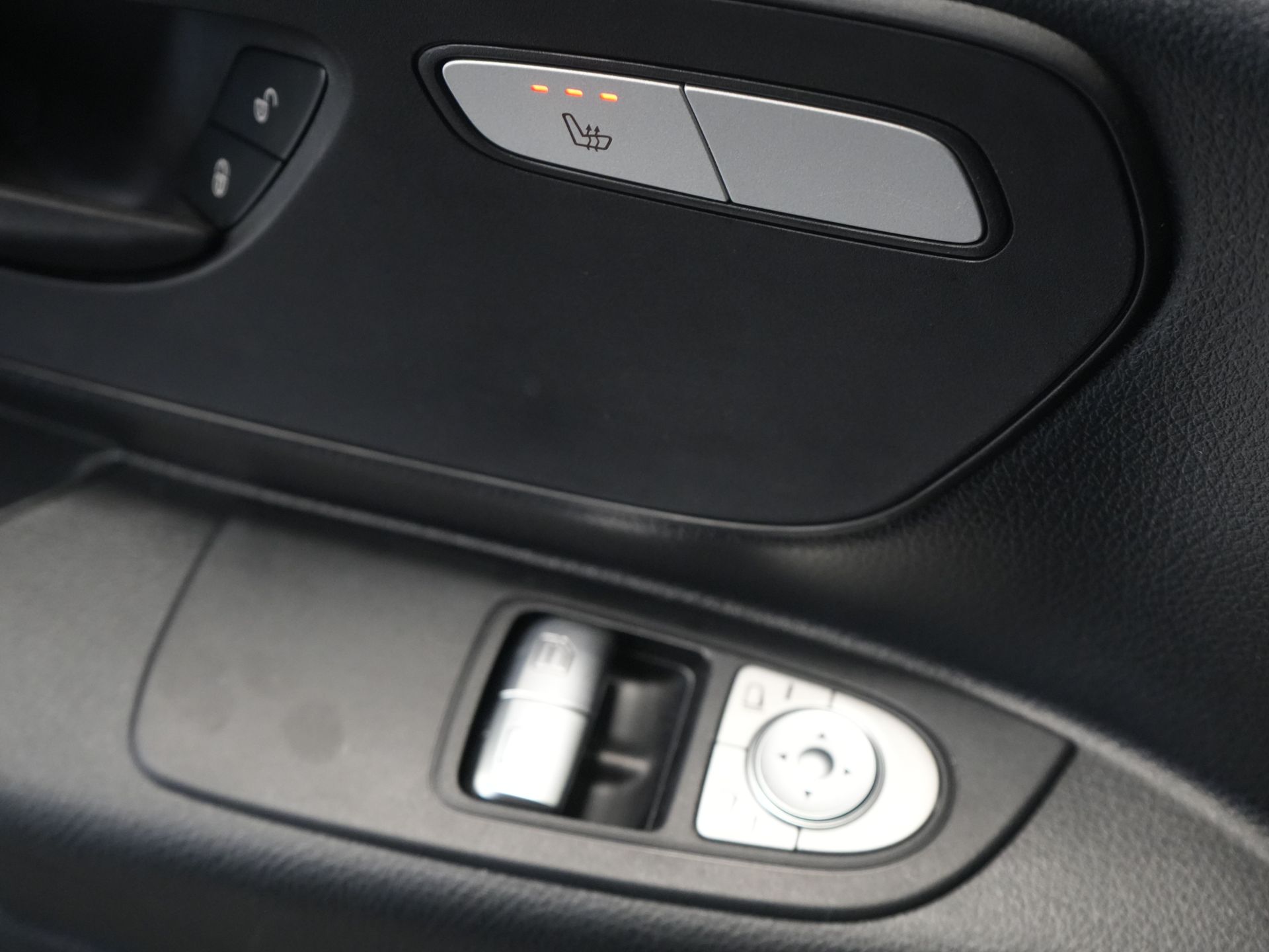 Mercedes-Benz Vito Van 116 CDI Aut. L3 BPM FREE LED/ Carplay/ Stand heater/ Interior/ LMV/ Cruise/ Camera/ PDC/ Towbar