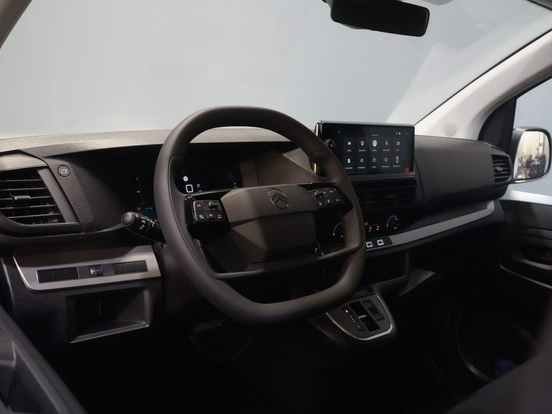 Citroën Jumpy Furgón 2.0 HDI 180 CV Aut DC Doble Cabina ¡BPM GRATIS! 2x Puerta corredera/ Virtual Cockpit/ Navi/ Carplay/ Camera/ PDC/ Cruise/ Towbar/ Air