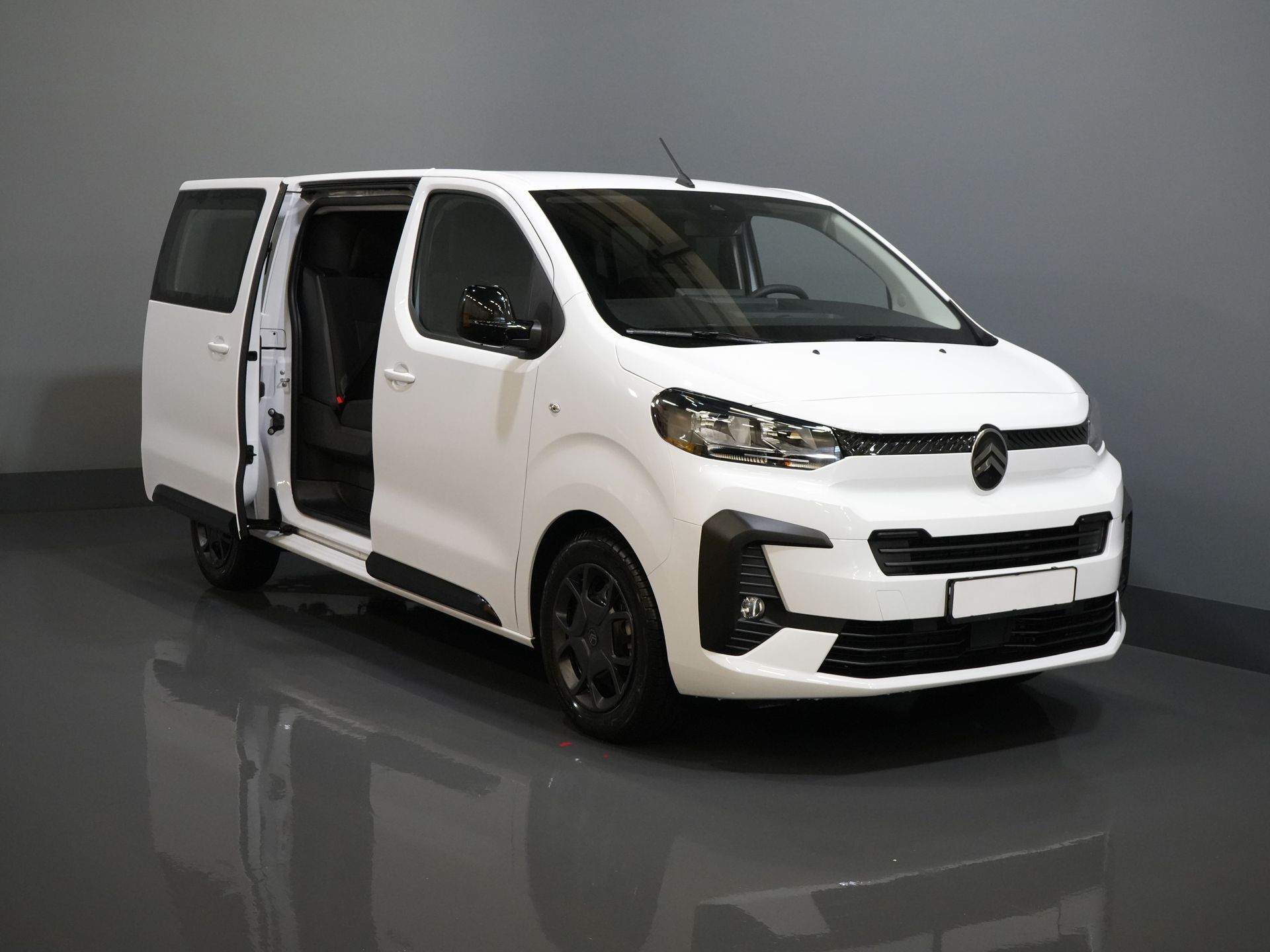 Citroën Jumpy Furgón 2.0 HDI 180 CV Aut DC Doble Cabina ¡BPM GRATIS! 2x Puerta corredera/ Virtual Cockpit/ Navi/ Carplay/ Camera/ PDC/ Cruise/ Towbar/ Air
