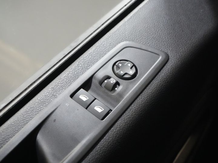 Citroën Jumpy Furgón 2.0 HDI 180 CV Aut DC Doble Cabina ¡BPM GRATIS! 2x Puerta corredera/ Virtual Cockpit/ Navi/ Carplay/ Camera/ PDC/ Cruise/ Towbar/ Air
