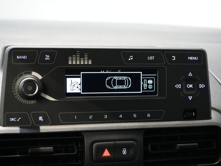 Peugeot Partner Van 1.2 PureTech 110 hp BPM FREE/ BENZINE/ PDC/ Cruise/ Airco