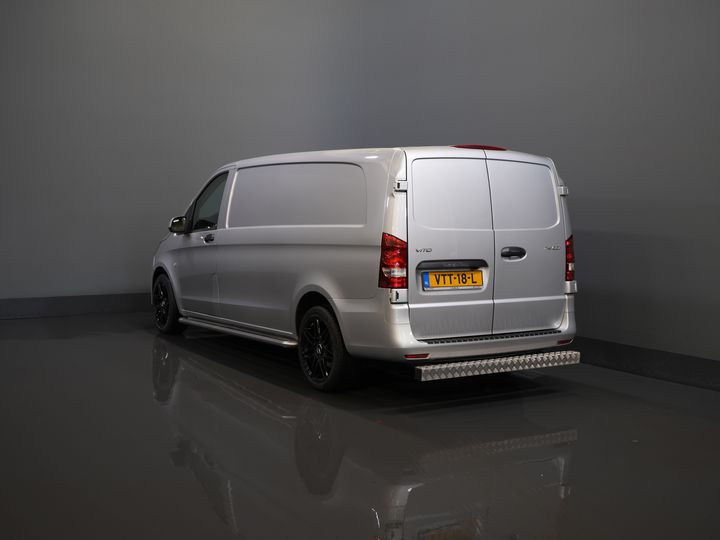 Mercedes-Benz Vito Bestelbus 114 CDI Aut. L3 BPM VRIJ! NL Auto/ Carplay/ Cruise/ DAB/ Camera/ LMV 18”/ Sidebars