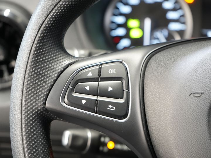 Mercedes-Benz Vito Bestelbus 114 CDI Aut. L3 BPM VRIJ! NL Auto/ Carplay/ Cruise/ DAB/ Camera/ LMV 18”/ Sidebars
