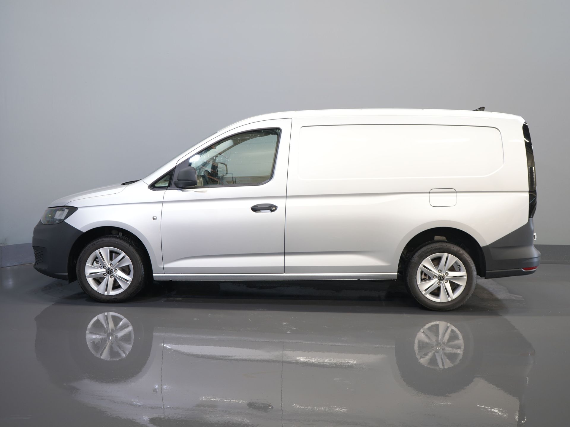 Volkswagen Caddy Cargo Maxi Van 2.0 TDI 125 hp DSG Aut. BPM FREE Virtual Cockpit/ Carplay/ Cruise/ PDC/ Inverter