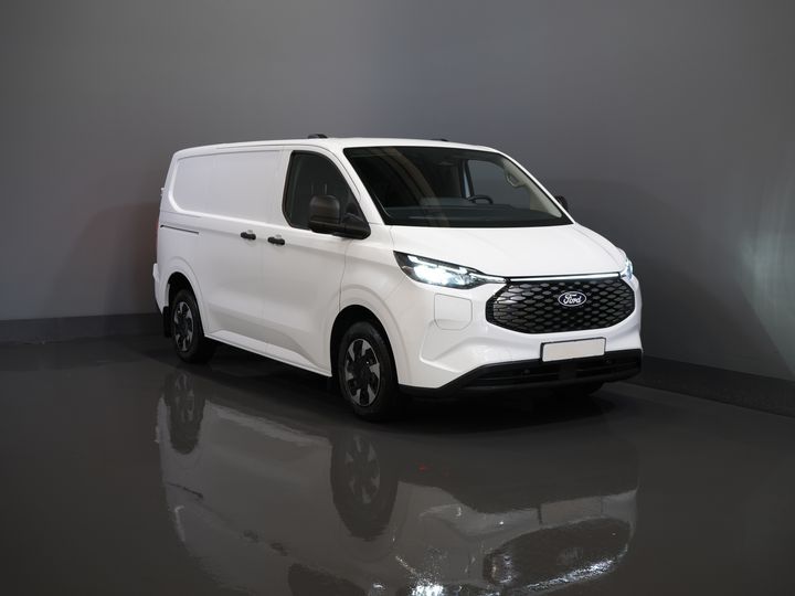 Ford E-Transit Custom Van 320 Trend 65 kWh 328 km WLTP LED/ Cargador rápido/ Calefacción de pie/ Calefacción de asiento/ Carplay/ Climatización/ Cámara/ PDC/ Crucero