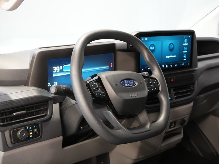 Ford E-Transit Custom Van 320 Trend 65 kWh 328 km WLTP LED/ Szybka ładowarka/ Ogrzewanie postojowe/ Ogrzewanie siedzeń/ Carplay/ Klimatyzacja/ Kamera/ PDC/ Tempomat