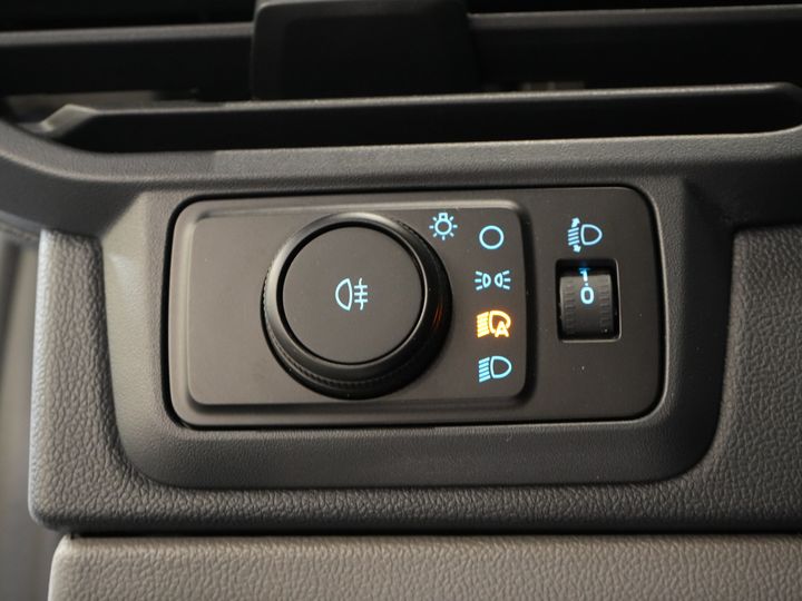 Ford E-Transit Custom Van 320 Trend 65 kWh 328 km WLTP LED/ Szybka ładowarka/ Ogrzewanie postojowe/ Ogrzewanie siedzeń/ Carplay/ Klimatyzacja/ Kamera/ PDC/ Tempomat