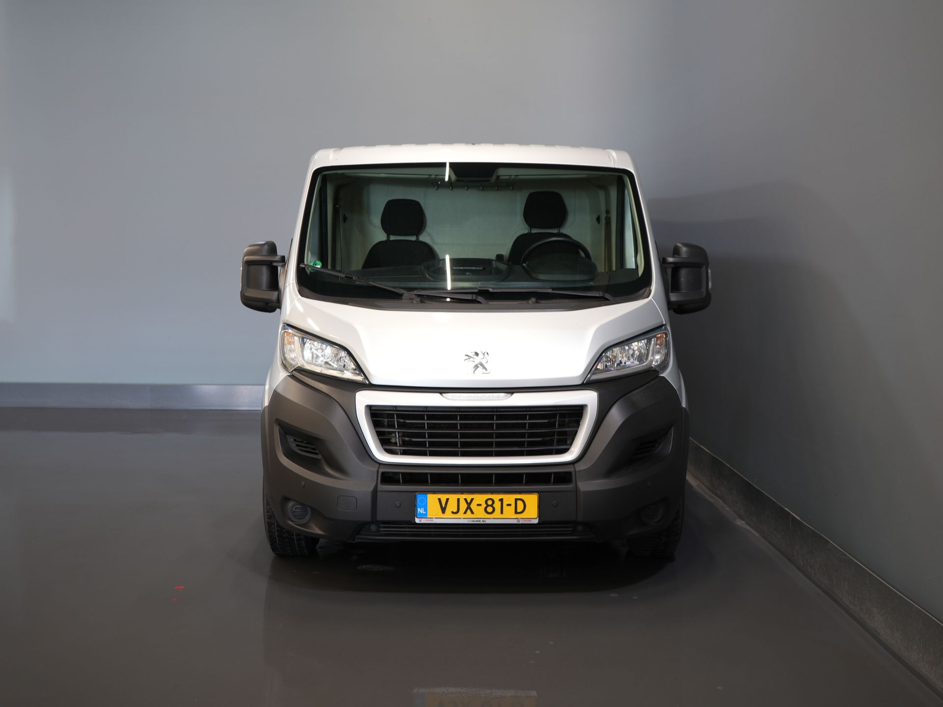 Peugeot Boxer Vans 2.2 HDi 140 к.с. L2 ТІЛЬКИ ДЛЯ ЕКСПОРТУ 3.0т Причіп / Navi / Камера / PDC / Круїз / Airco