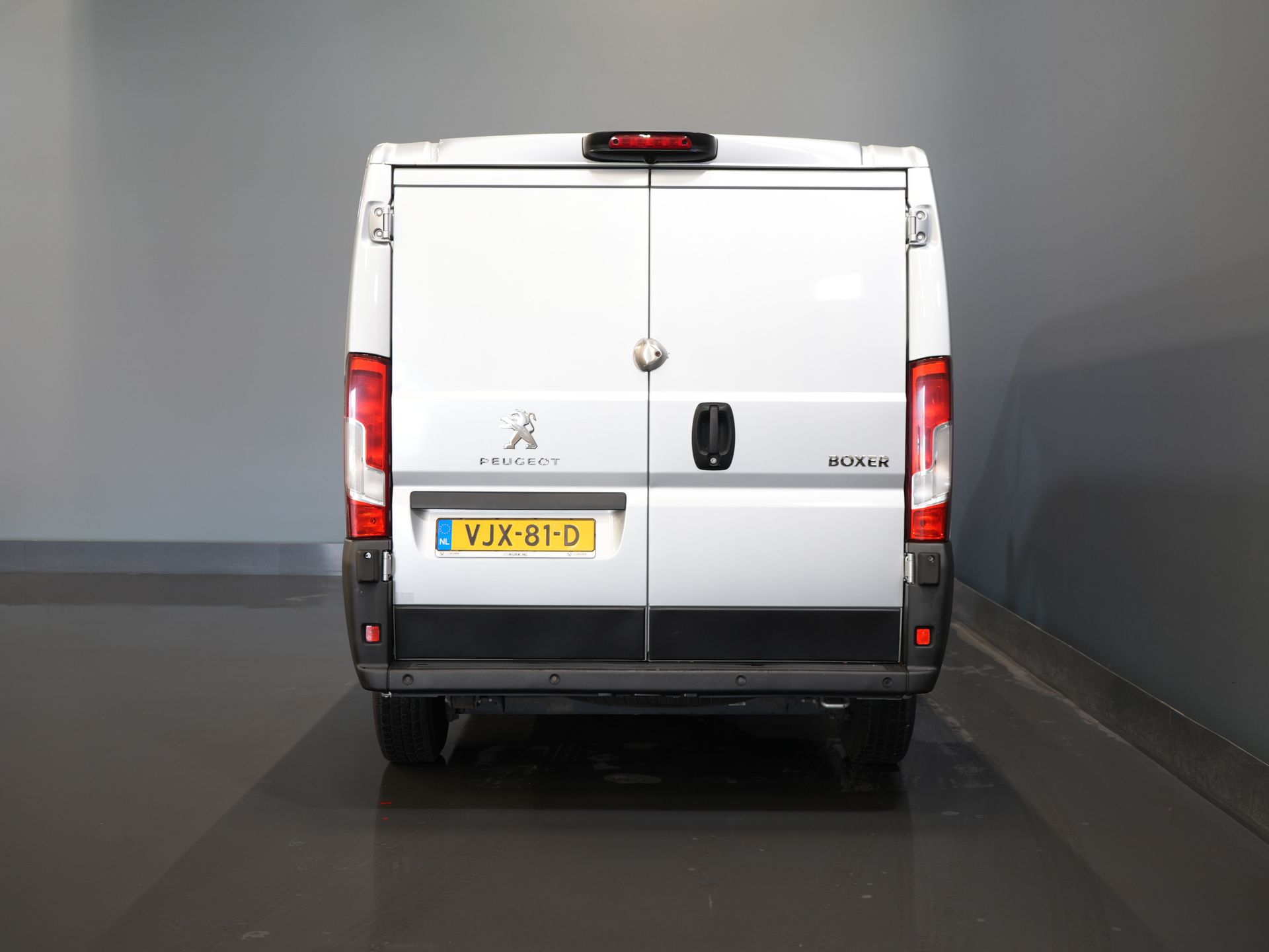 Peugeot Boxer Vans 2.2 HDi 140 к.с. L2 ТІЛЬКИ ДЛЯ ЕКСПОРТУ 3.0т Причіп / Navi / Камера / PDC / Круїз / Airco