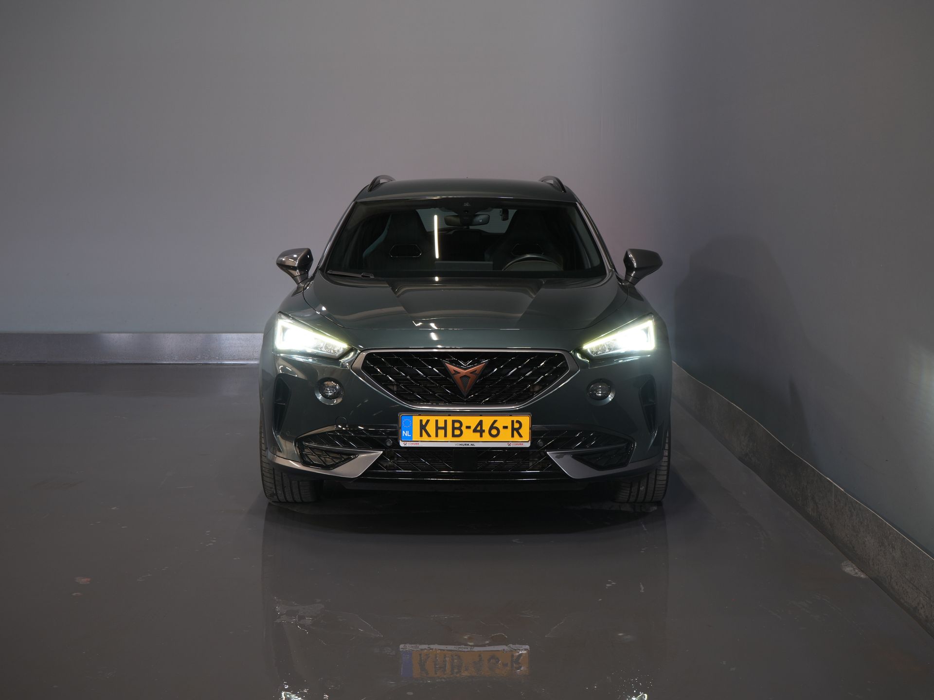CUPRA Formentor SUV 1.4 e-Hybrid 245 к.с. VZ Performance Copper Edition Ел.клапан/ Пам'ять/ Шкіра/ Адапт.круїз/ Підігрів підставки/ Підігрів сидінь/ Carplay/ Navi