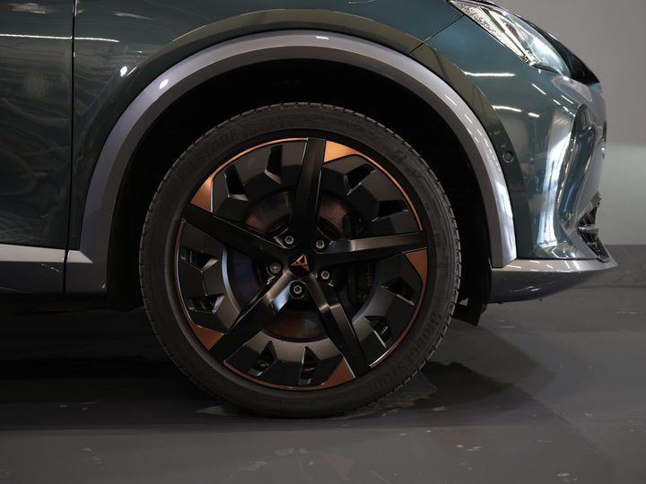 CUPRA Formentor SUV 1.4 e-Hybrid 245 к.с. VZ Performance Copper Edition Ел.клапан/ Пам'ять/ Шкіра/ Адапт.круїз/ Підігрів підставки/ Підігрів сидінь/ Carplay/ Navi