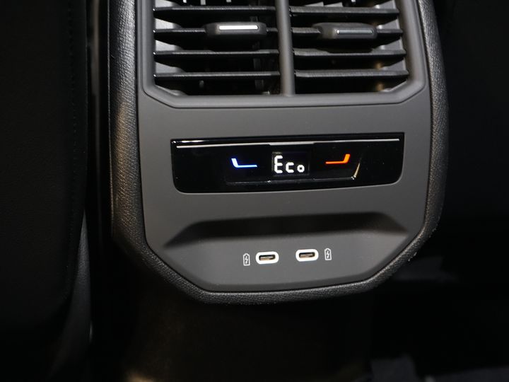 CUPRA Formentor SUV 1.4 e-Hybrid 245 к.с. VZ Performance Copper Edition Ел.клапан/ Пам'ять/ Шкіра/ Адапт.круїз/ Підігрів підставки/ Підігрів сидінь/ Carplay/ Navi