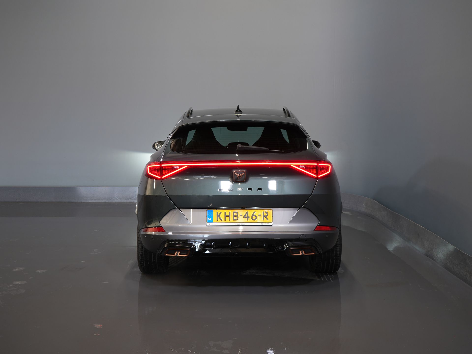 CUPRA Formentor SUV 1.4 e-Hybrid 245 к.с. VZ Performance Copper Edition Ел.клапан/ Пам'ять/ Шкіра/ Адапт.круїз/ Підігрів підставки/ Підігрів сидінь/ Carplay/ Navi