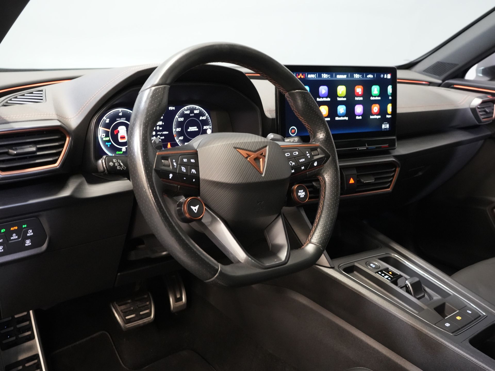 CUPRA Formentor SUV 1.4 e-Hybrid 245 к.с. VZ Performance Copper Edition Ел.клапан/ Пам'ять/ Шкіра/ Адапт.круїз/ Підігрів підставки/ Підігрів сидінь/ Carplay/ Navi