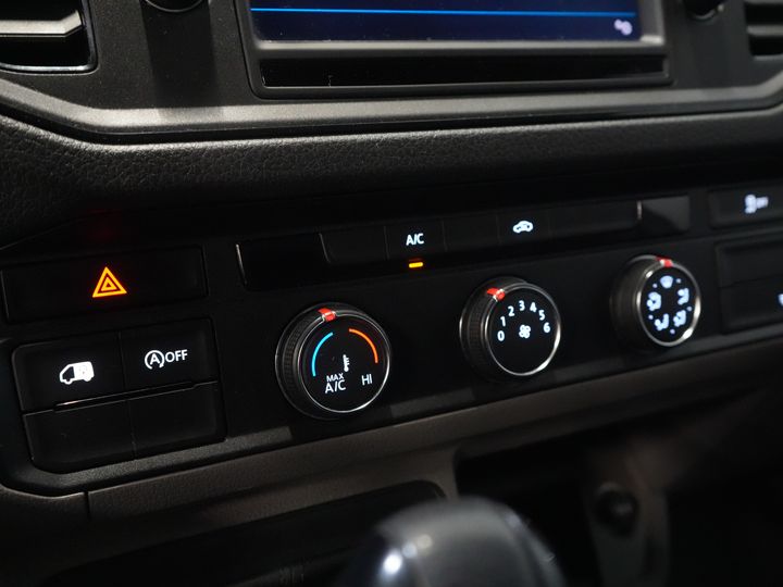 MAN TGE Furgón 3.140 140cv 2.0 TDI DSG Aut. L3H3 EXPORT ONLY 270Gr.Doors/ Gev.Seats/ Navi/ Carplay/ Camera/ Cruise/ Towbar/ Airco
