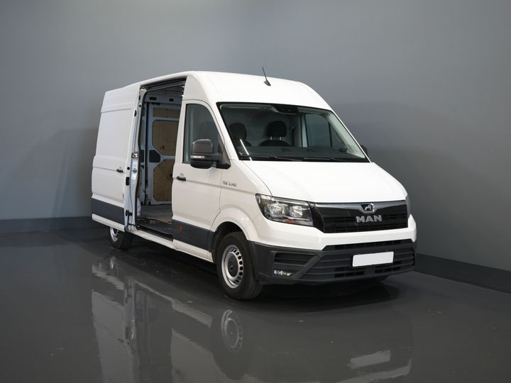 MAN TGE Furgón 3.140 140cv 2.0 TDI DSG Aut. L3H3 EXPORT ONLY 270Gr.Doors/ Gev.Seats/ Navi/ Carplay/ Camera/ Cruise/ Towbar/ Airco