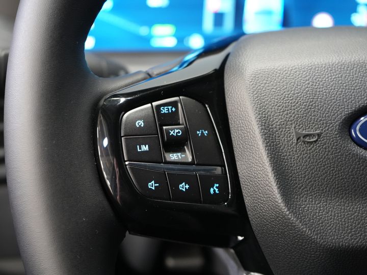 Ford E-Transit Custom Bestelbus 320 Trend 65 kWh 330 km WLTP LED/ Snellader/ 2.3t Trekverm./ Stuurverw./ Stoelverw./ Carplay/ Climate/ Camera/ PDC/ Cruise