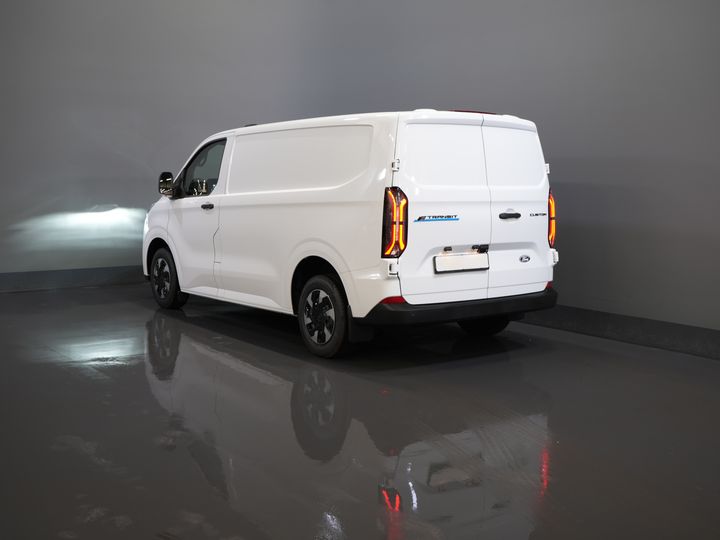 Ford E-Transit Custom Bestelbus 320 Trend 65 kWh 330 km WLTP LED/ Snellader/ 2.3t Trekverm./ Stuurverw./ Stoelverw./ Carplay/ Climate/ Camera/ PDC/ Cruise