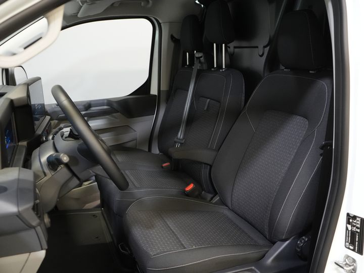 Ford E-Transit Custom Bestelbus 320 Trend 65 kWh 330 km WLTP LED/ Snellader/ 2.3t Trekverm./ Stuurverw./ Stoelverw./ Carplay/ Climate/ Camera/ PDC/ Cruise