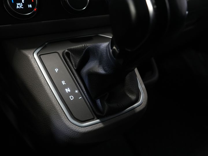 Volkswagen Transporter Bestelbus T6.1 2.0 TDI 150 pk DSG Aut. BPM VRIJ Virtual Cockpit/ 2.5t Trekverm./ CarPlay/ Camera/ Cruise/ Airco/ PDC