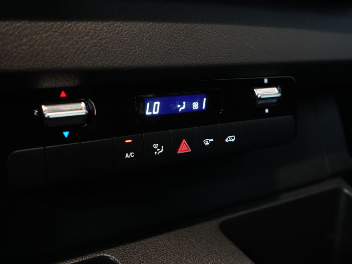 Mercedes-Benz Sprinter Van 317 CDI Авт. L2H2 3.5т Трекверм./ LED/ 270гр.дверей/ Навігатор/ Камера/ Круїз/ PDC