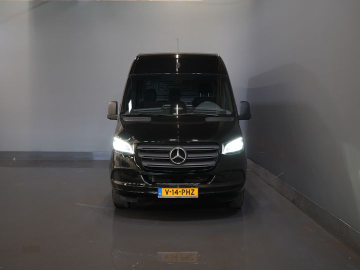 Mercedes-Benz Sprinter Van 317 CDI Авт. L2H2 3.5т Трекверм./ LED/ 270гр.дверей/ Навігатор/ Камера/ Круїз/ PDC