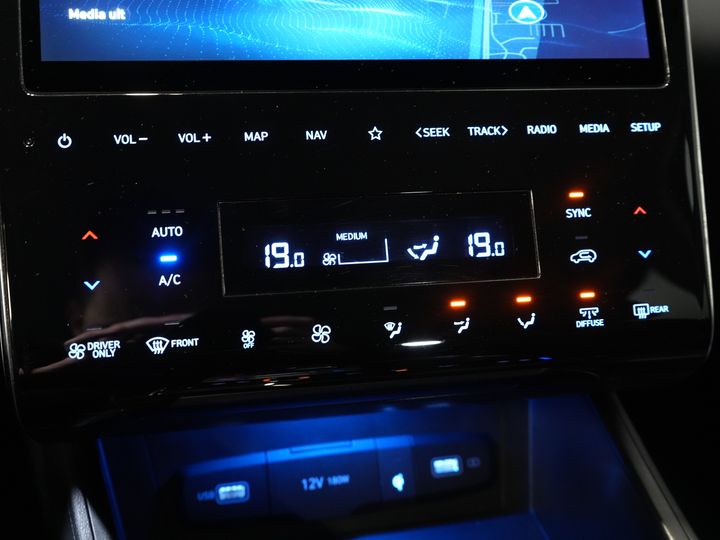 Hyundai Tucson SUV 1.6 T-GDI PHEV Premium 4WD/ LED/ Krell/ Leder/ Adapt.Cruise/ Elektr.Klappe/ Memory/ Sitzheizung/ Sitzverstellung/ Lenkradheizung.