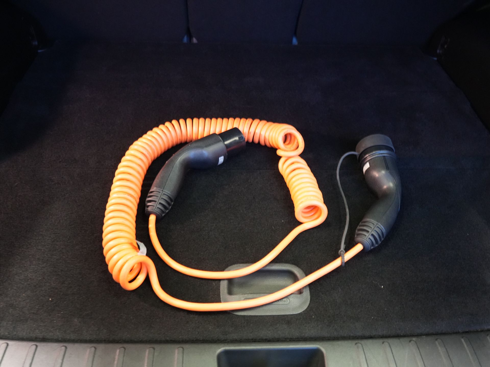 Hyundai Tucson SUV 1.6 T-GDI PHEV Premium 4WD/ LED/ Krell/ Leder/ Adapt.Cruise/ Elektr.Klappe/ Memory/ Sitzheizung/ Sitzverstellung/ Lenkradheizung.