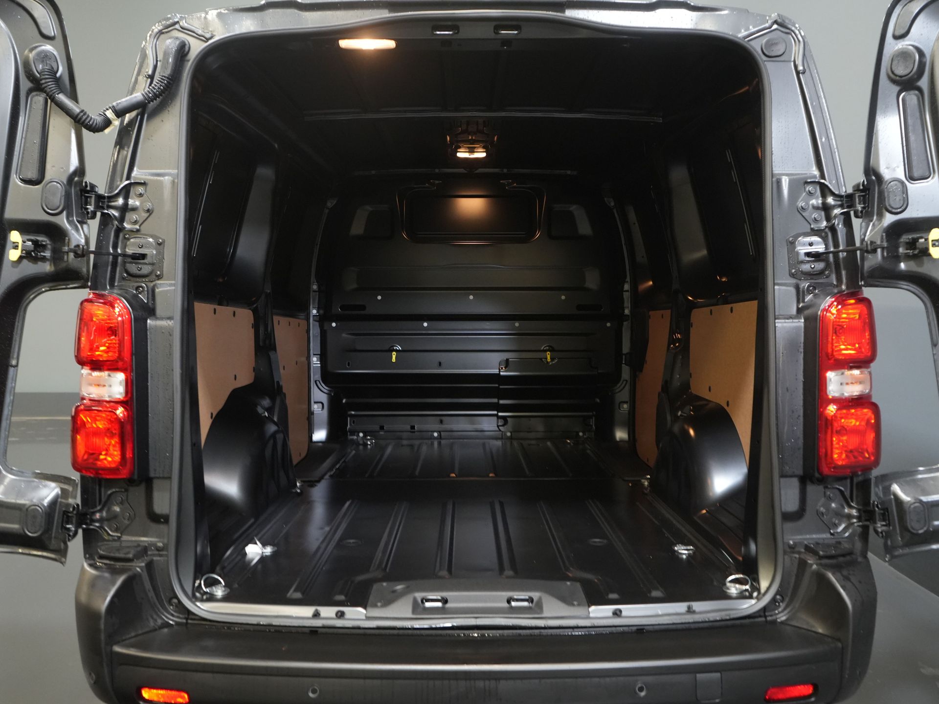 Citroën Jumpy Van 2.0 HDI 180 hp Aut. L3 BPM FREE Virtual Cockpit/ Carplay/ Navi/ Camera/ Cruise/ PDC/ Airco
