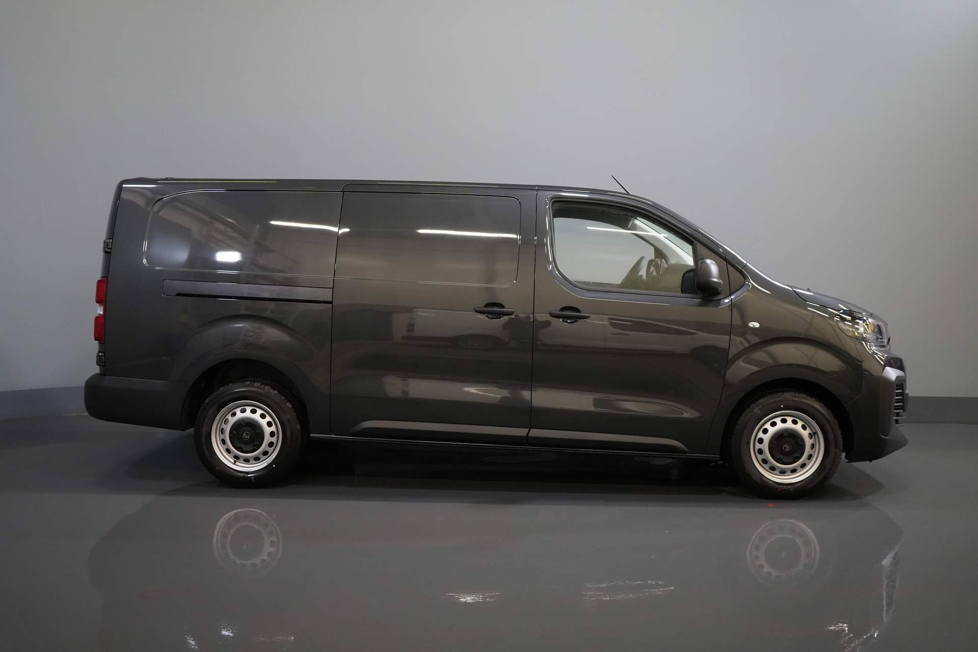 Citroën Jumpy Van 2.0 HDI 180 hp Aut. L3 BPM FREE Virtual Cockpit/ Carplay/ Navi/ Camera/ Cruise/ PDC/ Airco