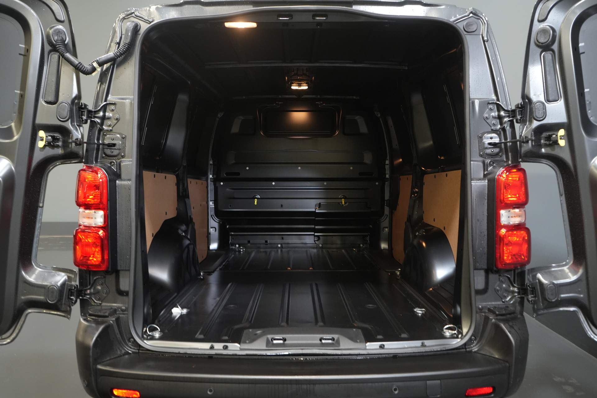 Citroën Jumpy Van 2.0 HDI 180 hp Aut. L3 BPM FREE Virtual Cockpit/ Carplay/ Navi/ Camera/ Cruise/ PDC/ Airco