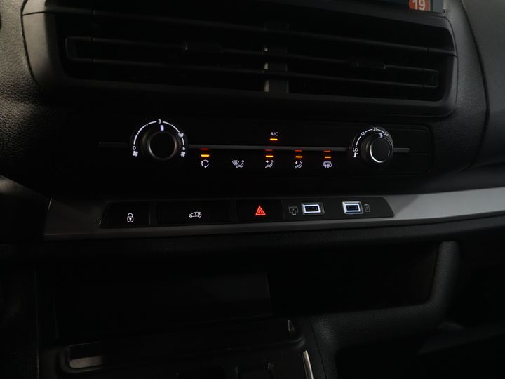Citroën Jumpy Van 2.0 HDI 180 hp Aut. L3 BPM FREE Virtual Cockpit/ Carplay/ Navi/ Camera/ Cruise/ PDC/ Airco