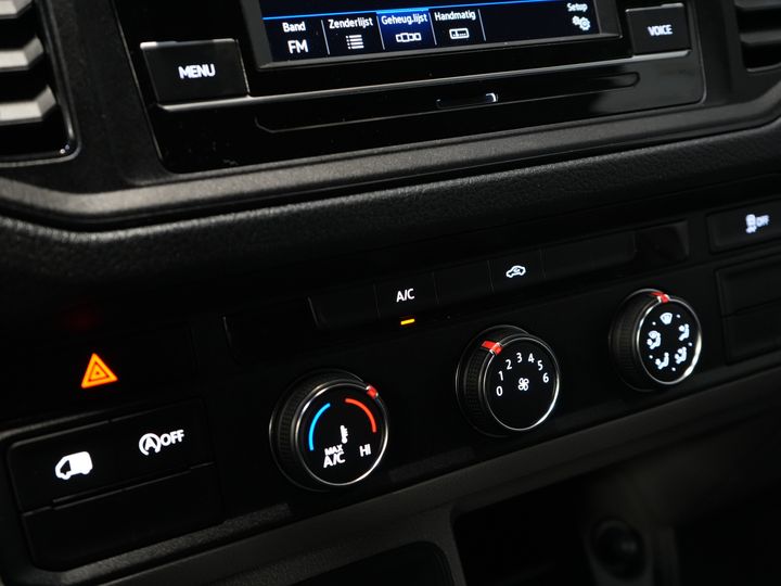 Volkswagen Crafter Van 35 2.0 TDI 140 к.с. DSG Aut. L3H3 BPM БЕЗКОШТОВНО! Carplay / Камера / Круїз / Фаркоп / Столярка / Кондиціонер