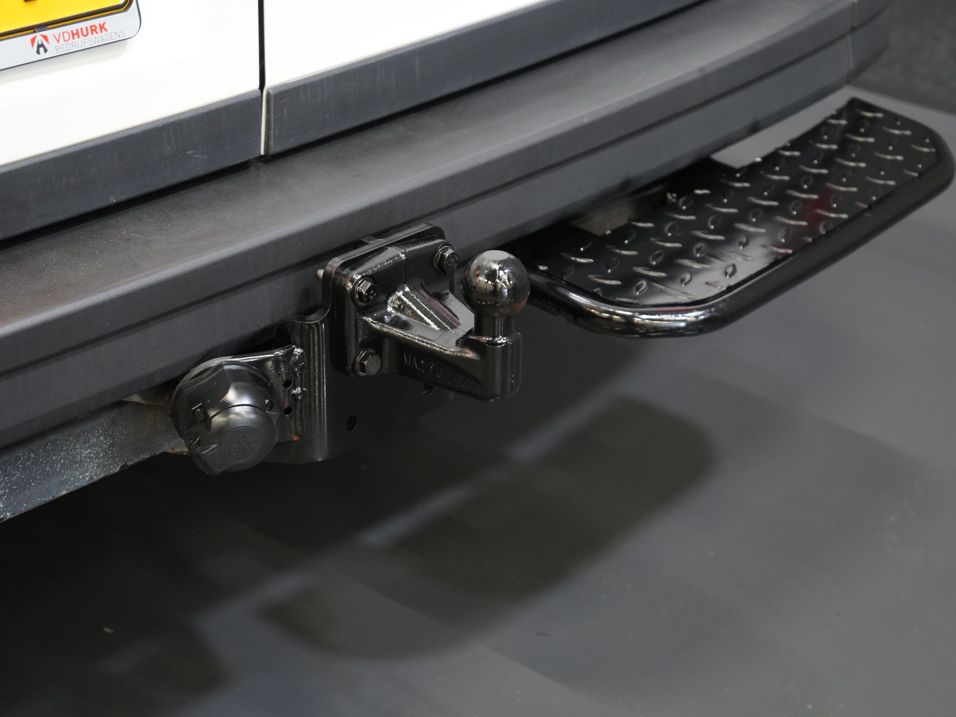 Volkswagen Crafter Van 35 2.0 TDI 140 к.с. DSG Aut. L3H3 BPM БЕЗКОШТОВНО! Carplay / Камера / Круїз / Фаркоп / Столярка / Кондиціонер