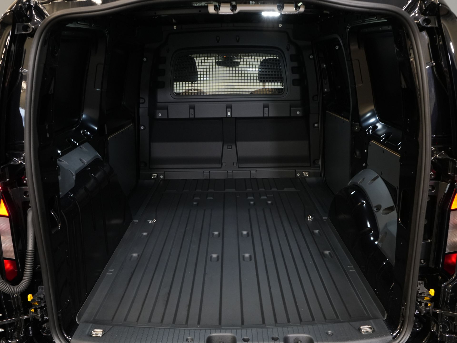 Volkswagen Caddy Cargo Maxi Furgone 1.5 TSI 115 CV DSG Aut. BENZINA ESENTE DA BPM! Virtual Cockpit/ LED/ Carplay/ Sedili riscaldabili/ Cruise control/ PDC